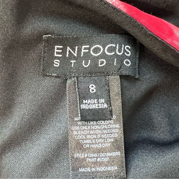 Enfocus Studio 8 Rose Floral Black Cold Shoulder Midi Dress - Picture 6 of 7
